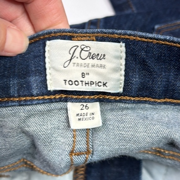 J.Crew 8" Toothpick Dark Wash Skinny Jeans Size 26 - Picture 9 of 12